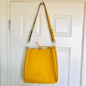 Zara Reversible bookbag- like new!